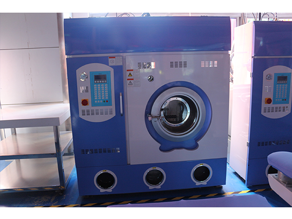 開小型干洗店怎么樣?小型干洗店真正小本萬(wàn)利