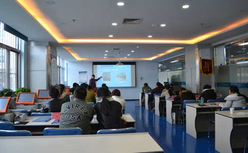 返鄉(xiāng)創(chuàng)業(yè)開干洗店加盟潔希亞干洗正當(dāng)時(shí)