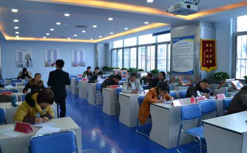 干洗店利潤(rùn)一般多少，潔希亞干洗