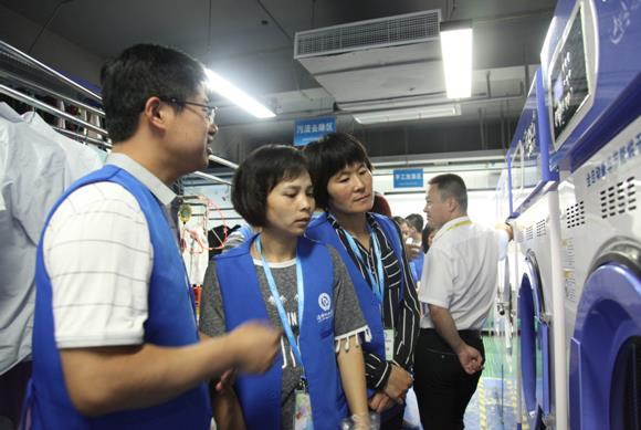 開個(gè)小型干洗店在選址方面應(yīng)注意哪些