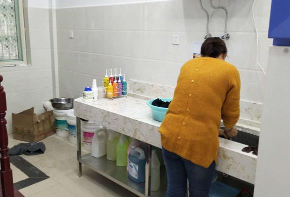 加盟干洗店需要多少費(fèi)用 與市場(chǎng)定位有關(guān)